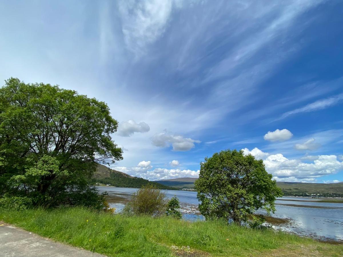 Waterfront Lodge - Accommodation Only Fort William Exteriér fotografie