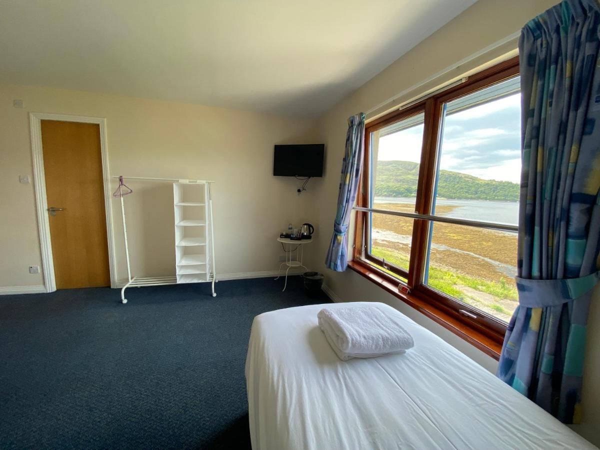 Waterfront Lodge - Accommodation Only Fort William Exteriér fotografie