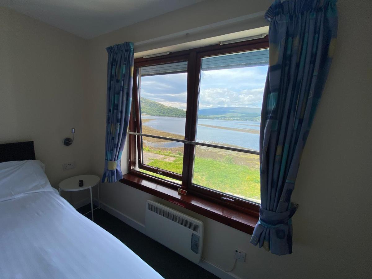 Waterfront Lodge - Accommodation Only Fort William Exteriér fotografie
